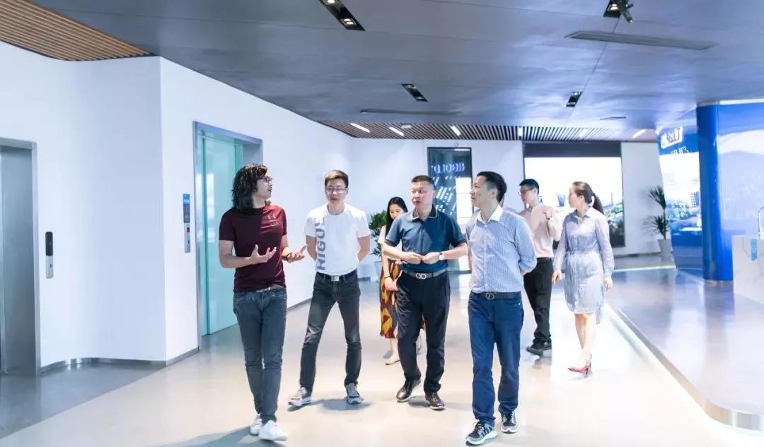 金牌温建怀董事长亲临古怪猴子试玩官网入口，战略合作推向新高潮