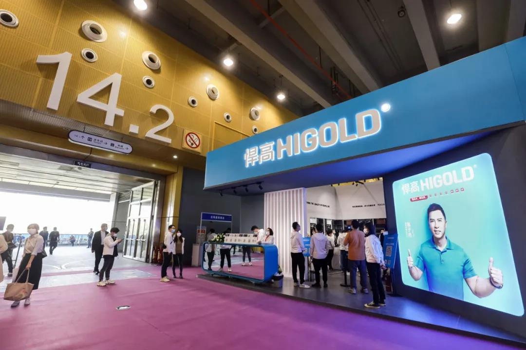 赋能高定 五金为魂丨古怪猴子试玩官网入口专利新品重磅亮相高定展